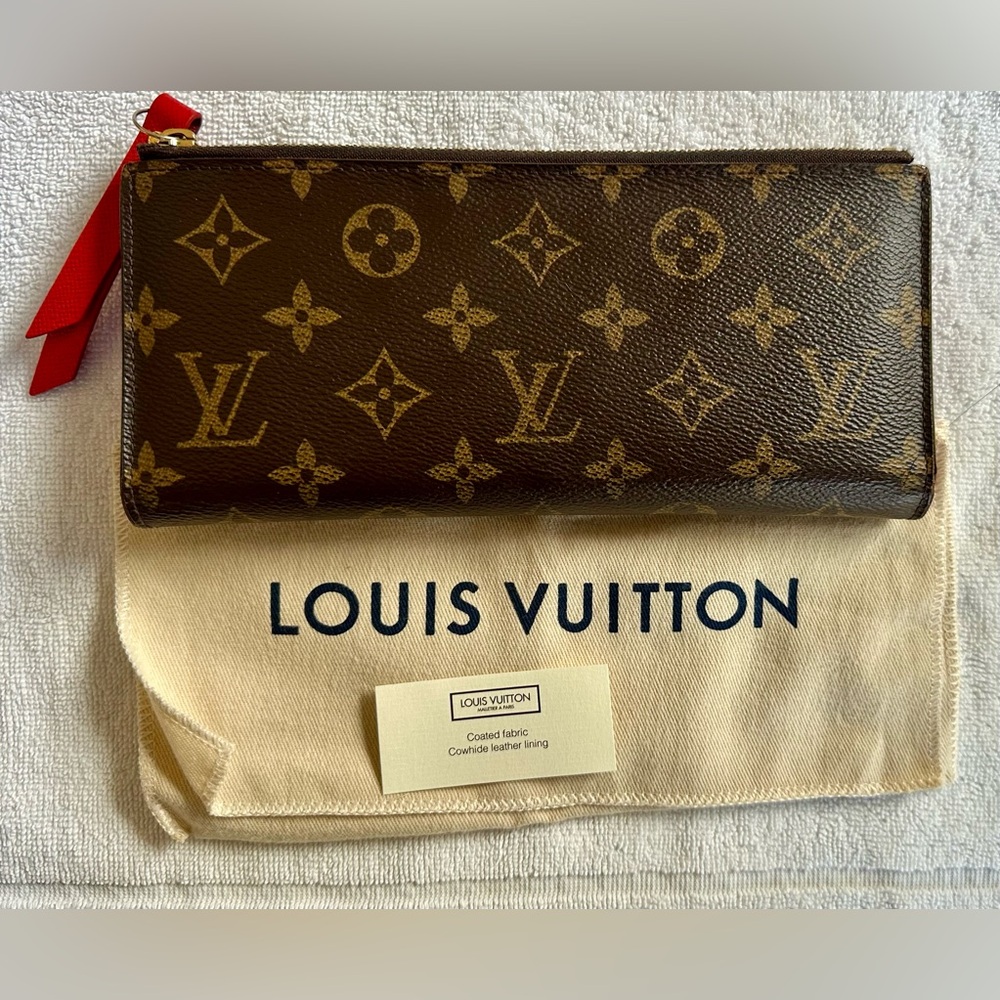Louis Vuitton Monogram Canvas Adele Wallet Coquelicot Article: M61287 - Picture 2 of 16